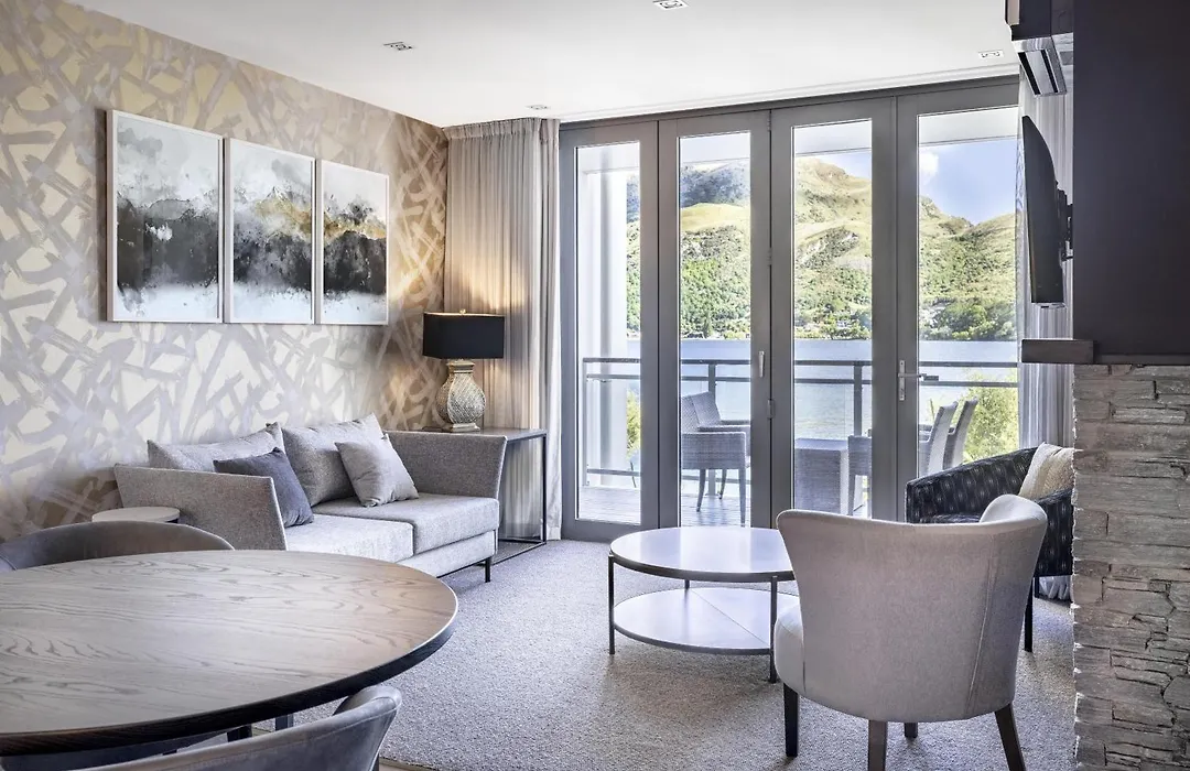 Hilton Queenstown Resort & Spa-1